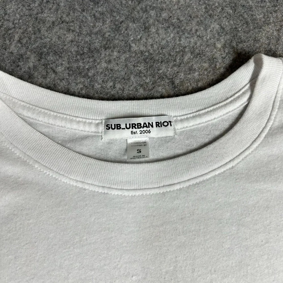 Suburban Riot Shirt Womens Small Be a Nice Human Graphic Tee Casual Cotton - Picture 6 of 8